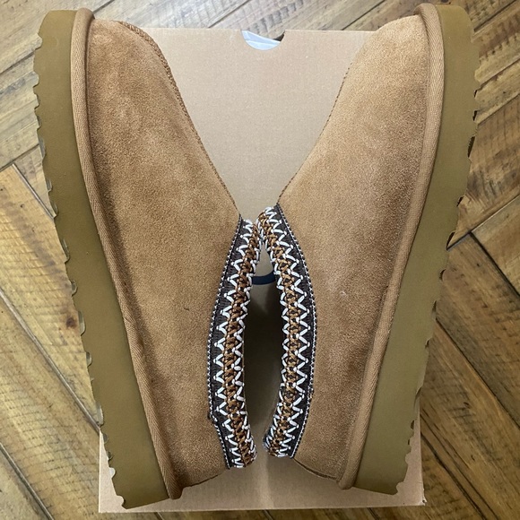 UGG Tasman Chestnut size 9 Women *New* - Picture 3 of 8